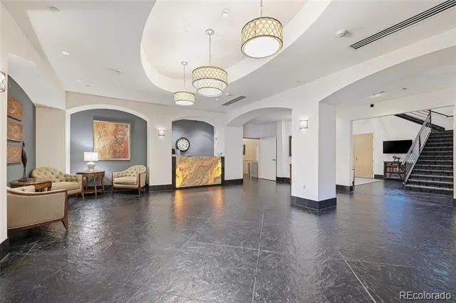 925 Lincoln Street #4E Denver, CO 80203