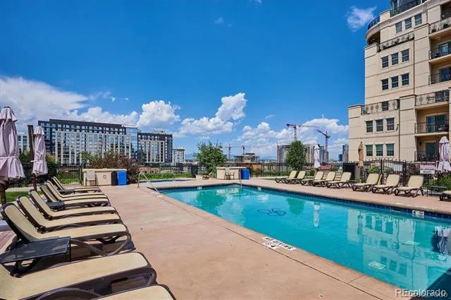 925 Lincoln Street #4E Denver, CO 80203