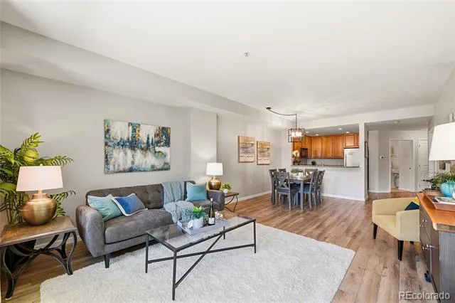 925 Lincoln Street #4E Denver, CO 80203