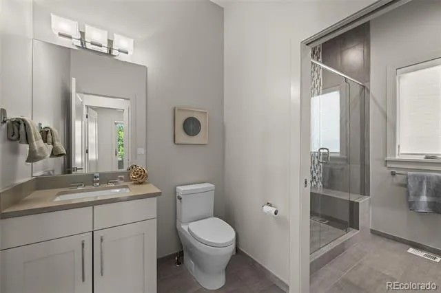 6956 E Archer Place Denver, CO 80230