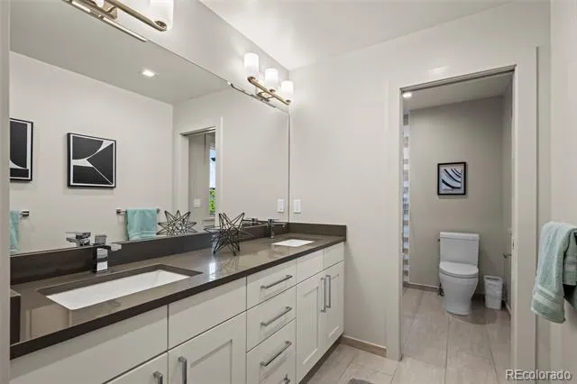6956 E Archer Place Denver, CO 80230