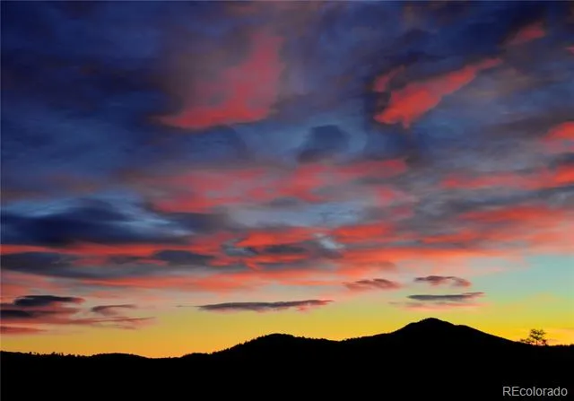 395 Fox Fire Trail Cotopaxi, CO 81223