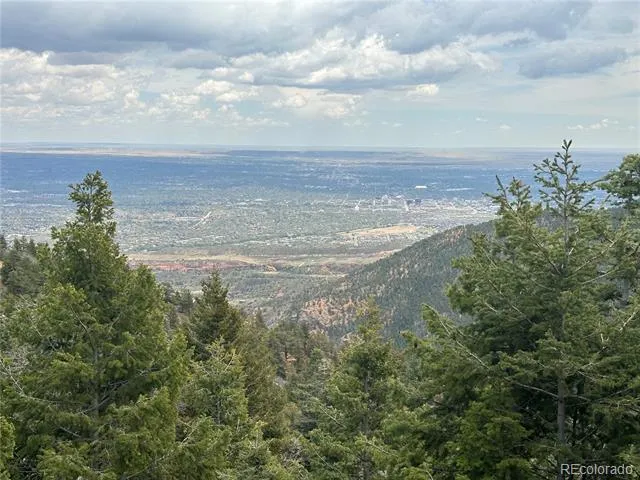 275 Upper Vista Road Manitou Springs, CO 80829