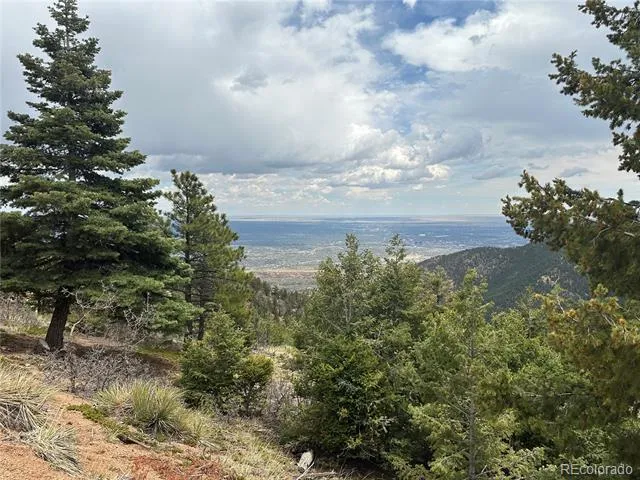 275 Upper Vista Road Manitou Springs, CO 80829