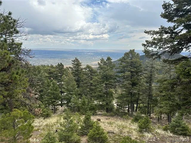 275 Upper Vista Road Manitou Springs, CO 80829