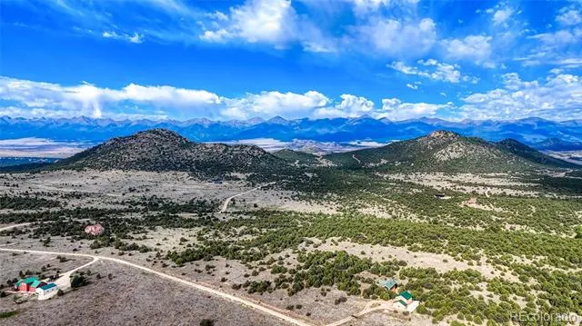 705 Riggs Road Westcliffe, CO 81252