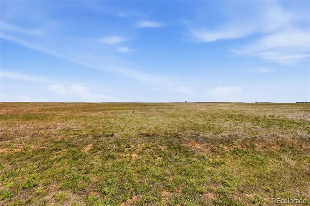8 Timberlake Court Byers, CO 80103
