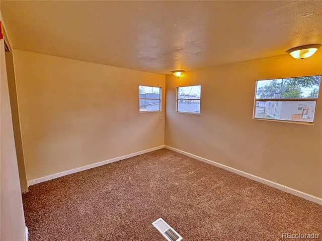 220 Mount View Lane Colorado Springs, CO 80907