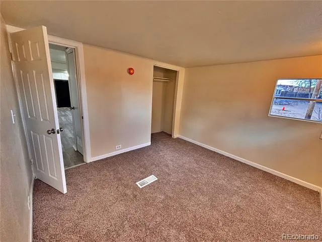 220 Mount View Lane Colorado Springs, CO 80907