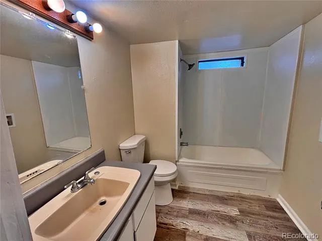 220 Mount View Lane Colorado Springs, CO 80907