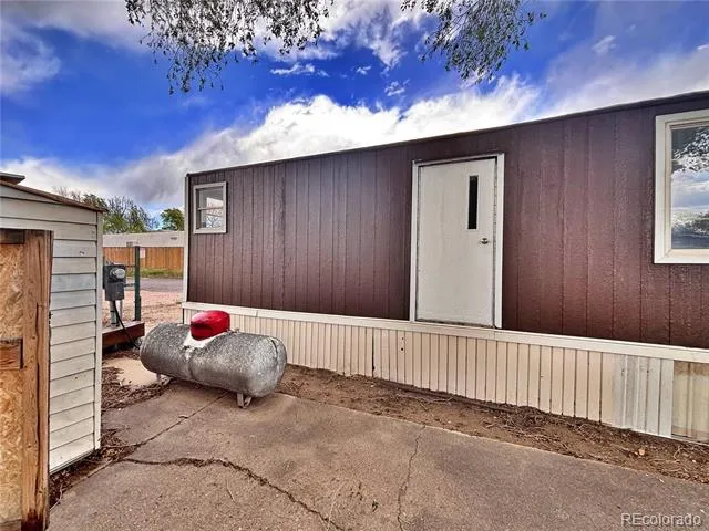 220 Mount View Lane Colorado Springs, CO 80907