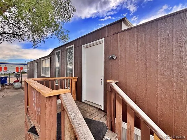 220 Mount View Lane Colorado Springs, CO 80907