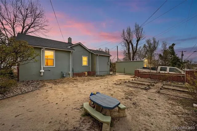1917 E Cache La Poudre Street Colorado Springs, CO 80909