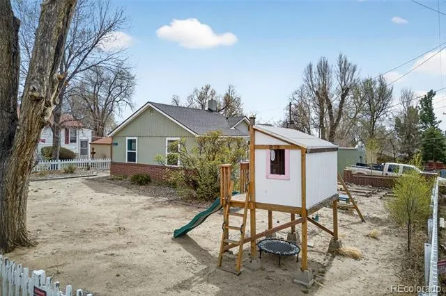 1917 E Cache La Poudre Street Colorado Springs, CO 80909