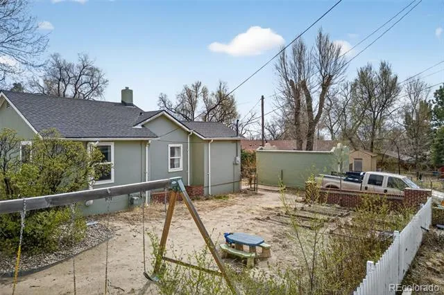 1917 E Cache La Poudre Street Colorado Springs, CO 80909