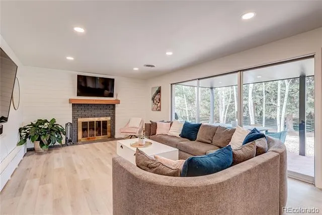 3981 S Hillcrest Drive Denver, CO 80237