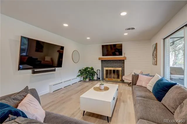 3981 S Hillcrest Drive Denver, CO 80237
