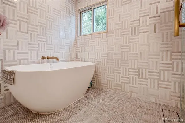 3981 S Hillcrest Drive Denver, CO 80237