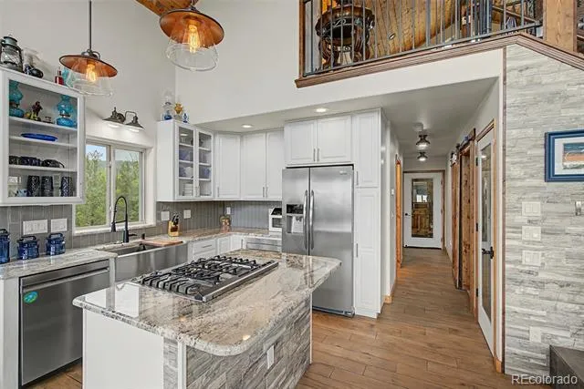 621 School House Hill Victor, CO 80860