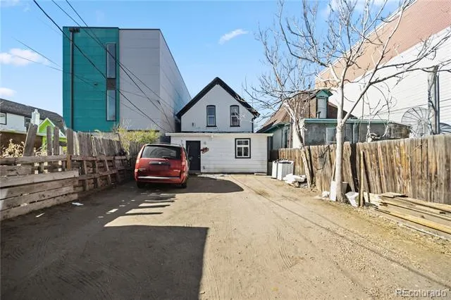 3132 Downing Street Denver, CO 80205