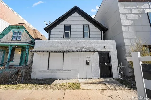 3132 Downing Street Denver, CO 80205