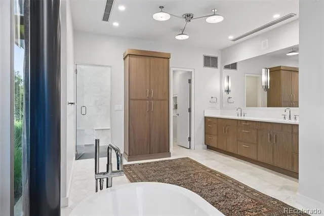14 Random Road Cherry Hills Village, CO 80113