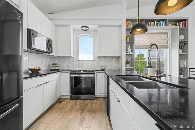 5552 Killarney Street Denver, CO 80249