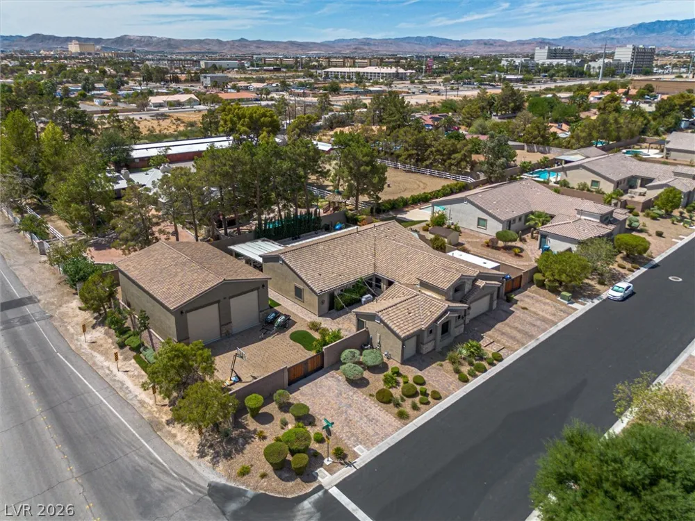 137 Rancho Mesa Avenue Las Vegas, NV 89123