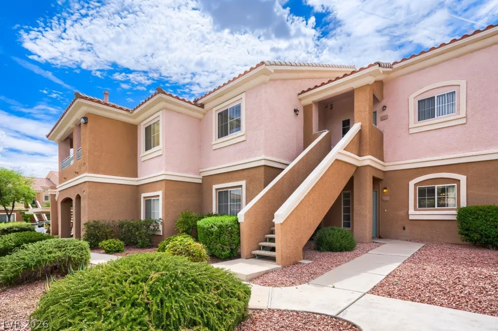 401 Amber Pine Street #103 Las Vegas, NV 89144