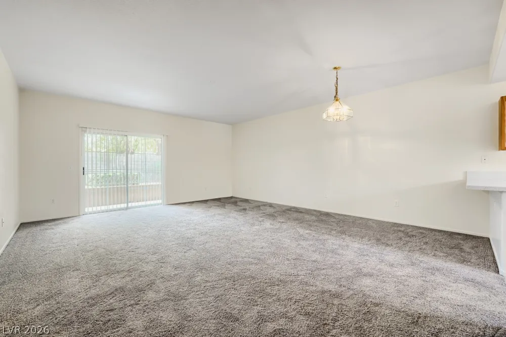401 Amber Pine Street #103 Las Vegas, NV 89144