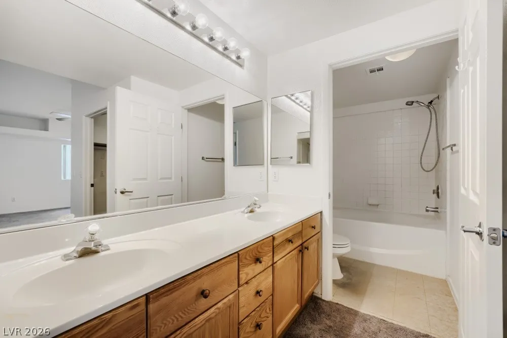 401 Amber Pine Street #103 Las Vegas, NV 89144
