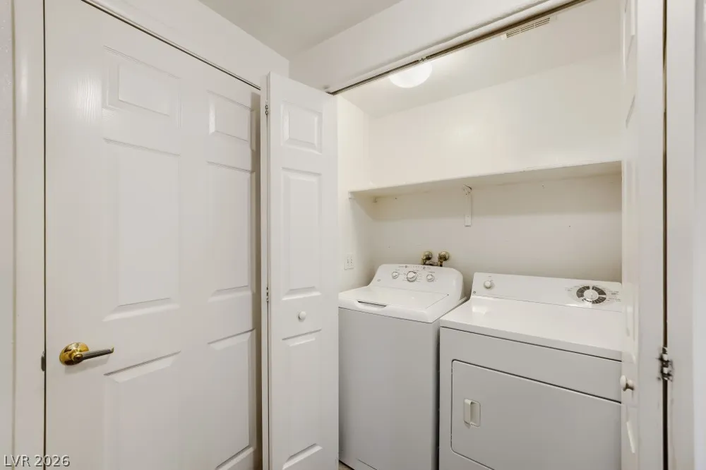 401 Amber Pine Street #103 Las Vegas, NV 89144