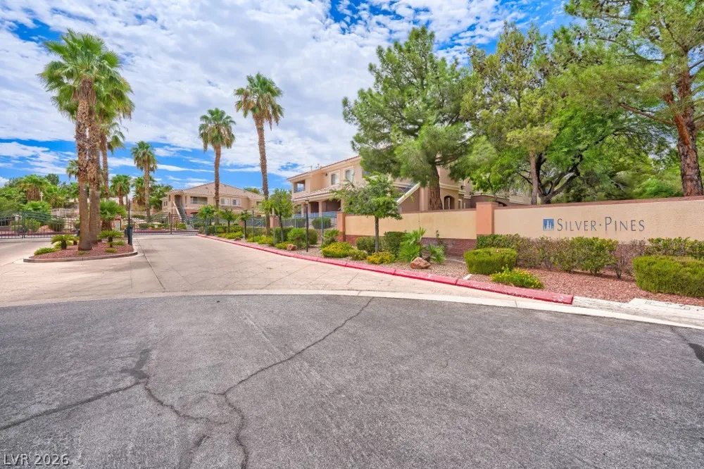 401 Amber Pine Street #103 Las Vegas, NV 89144