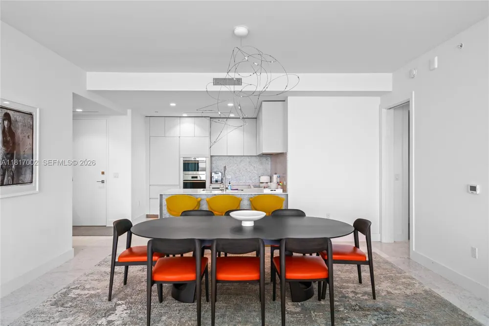 5775 Collins Ave #1602 Miami Beach, FL 33140