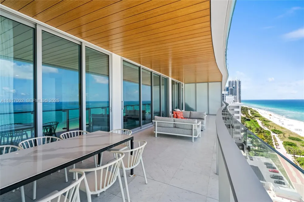 5775 Collins Ave #1602 Miami Beach, FL 33140