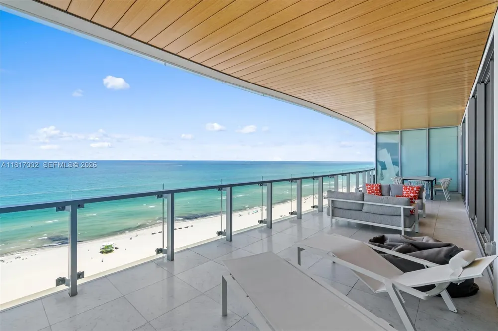 5775 Collins Ave #1602 Miami Beach, FL 33140