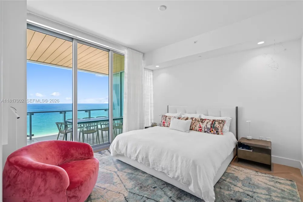 5775 Collins Ave #1602 Miami Beach, FL 33140