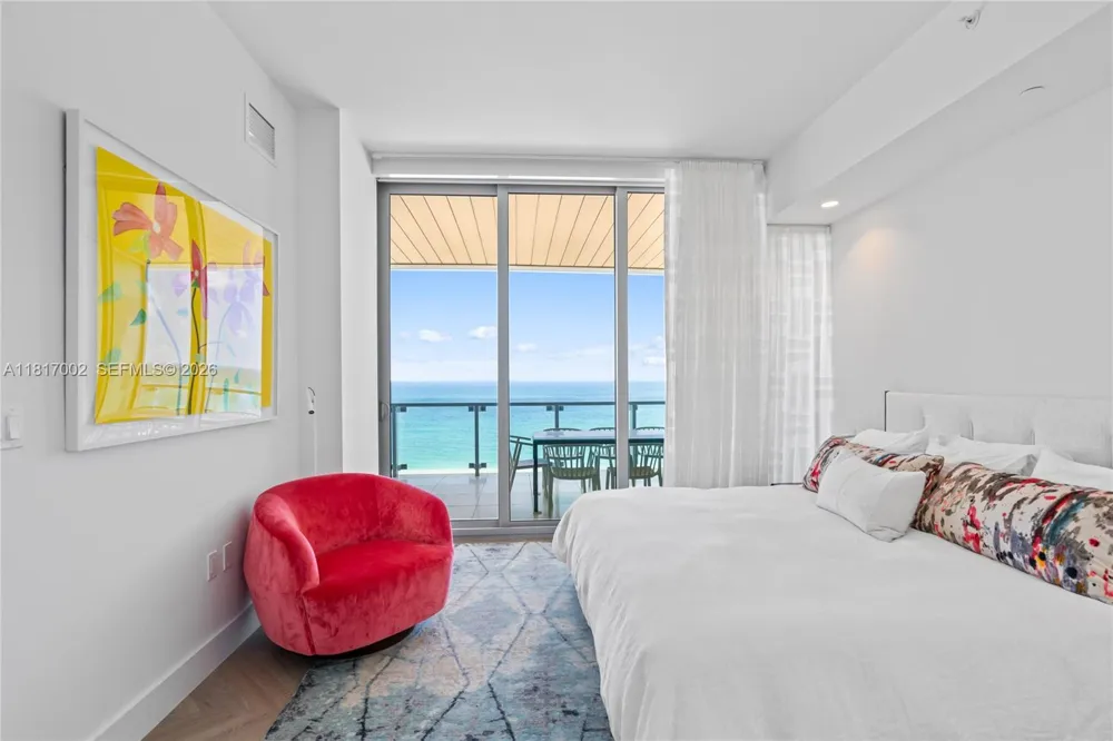 5775 Collins Ave #1602 Miami Beach, FL 33140