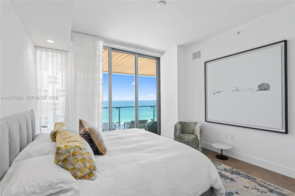 5775 Collins Ave #1602 Miami Beach, FL 33140