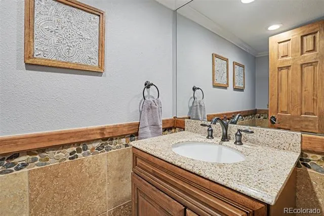 9338 Clydesdale Road Castle Rock, CO 80108
