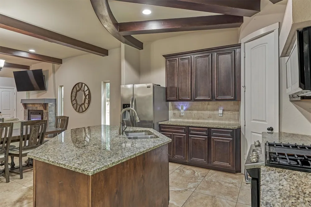 7203 Ponderosa Drive Magnolia, TX 77354