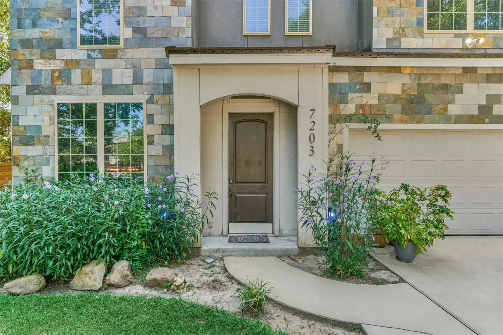 7203 Ponderosa Drive Magnolia, TX 77354