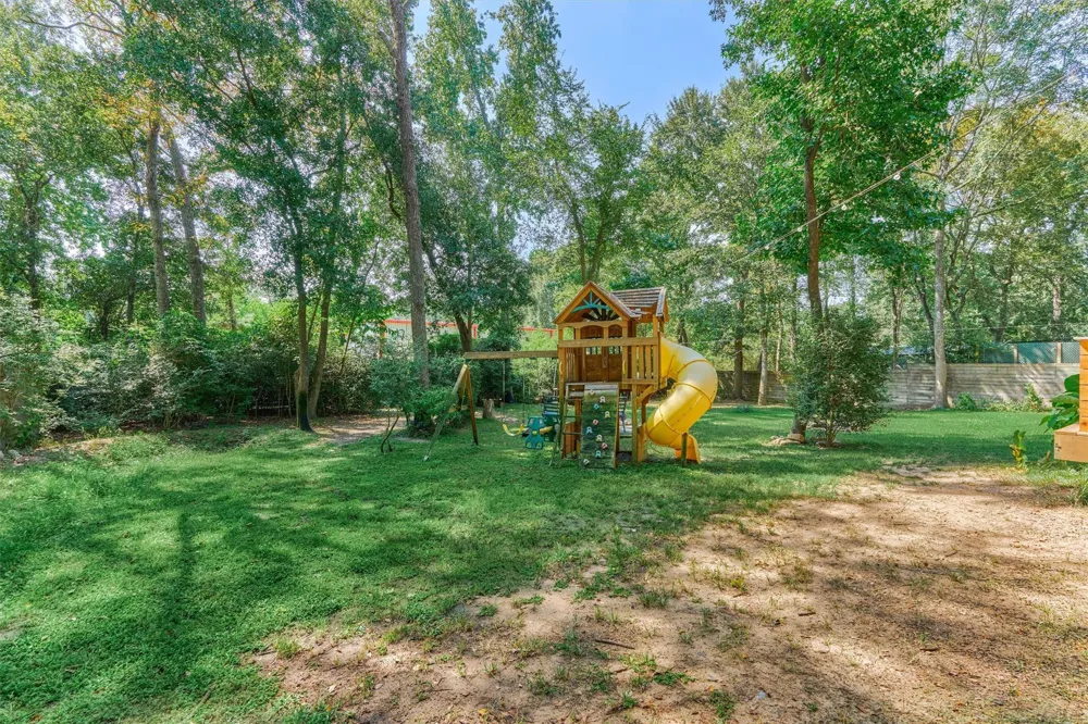 7203 Ponderosa Drive Magnolia, TX 77354