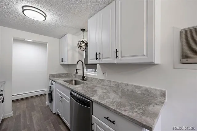 2700 S Holly Street #100 Denver, CO 80222