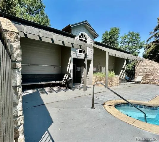 2575 S Syracuse Way #L103 Denver, CO 80231