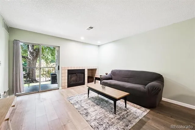 2575 S Syracuse Way #L103 Denver, CO 80231
