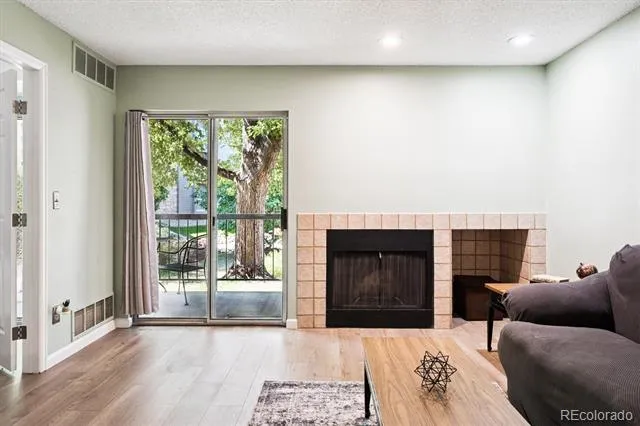 2575 S Syracuse Way #L103 Denver, CO 80231