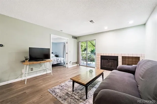 2575 S Syracuse Way #L103 Denver, CO 80231