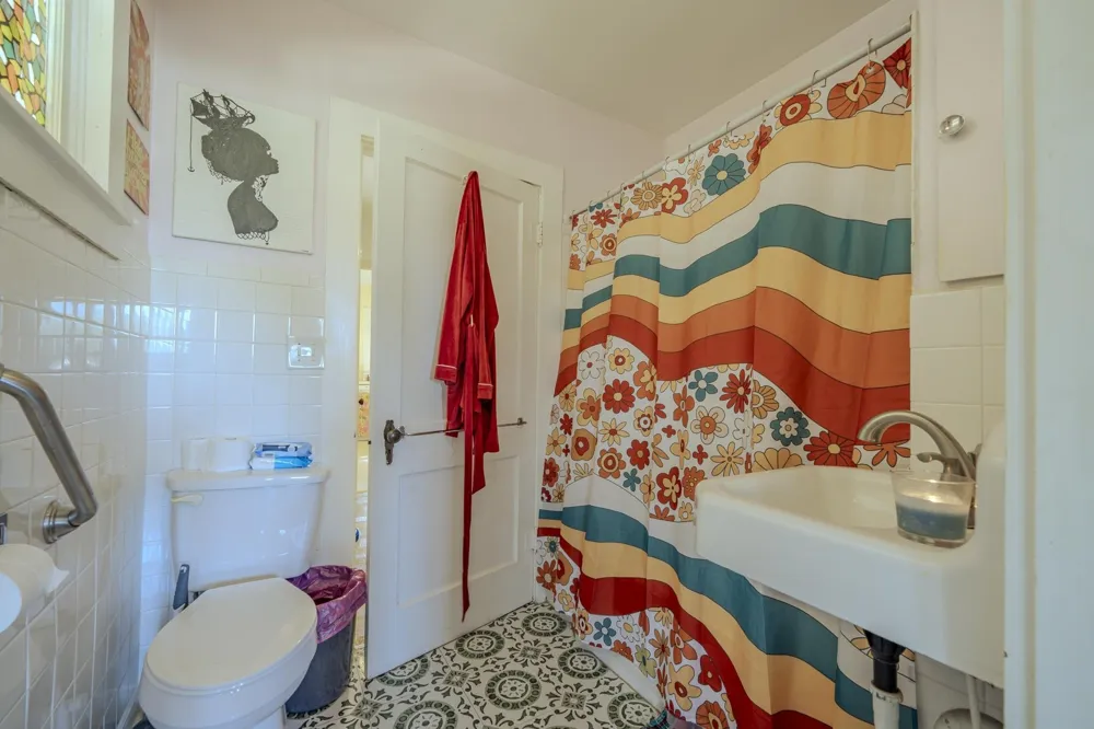 340 OAK ST Savannah, TN 38372