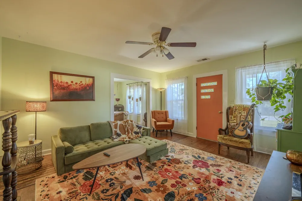 340 OAK ST Savannah, TN 38372